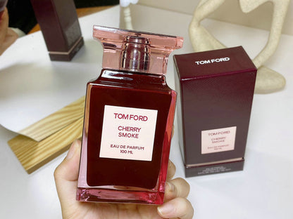 TOM FORD CHERRY SMOKE