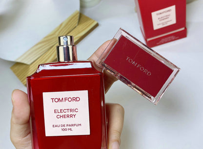 TOM FORD - ELECTRIC CHERRY