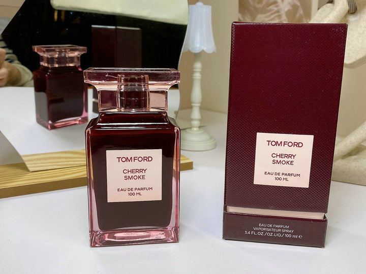 TOM FORD CHERRY SMOKE