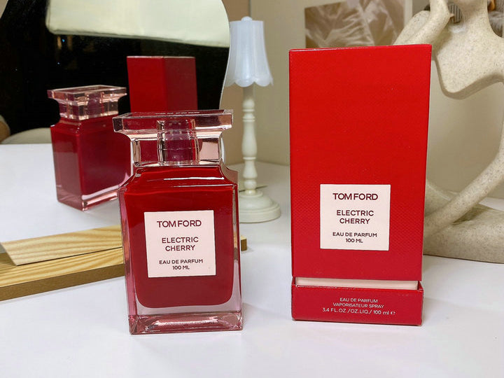 TOM FORD - ELECTRIC CHERRY